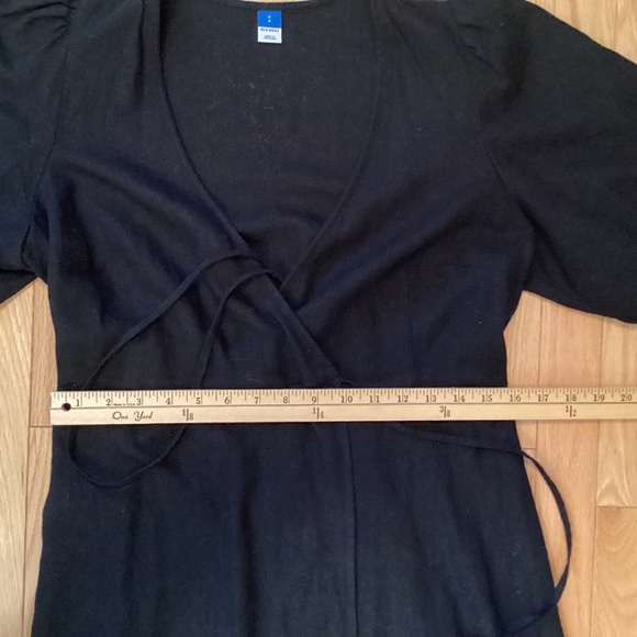 NWOT. Linen Blend, with cotton, black, puff sleeve wrap dress, size S, Old Navy - Picture 6 of 10